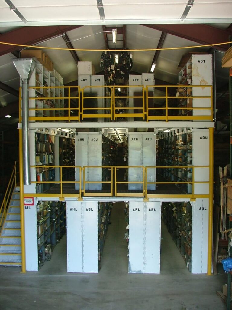 Warehouse mezzanine with 3 levels
